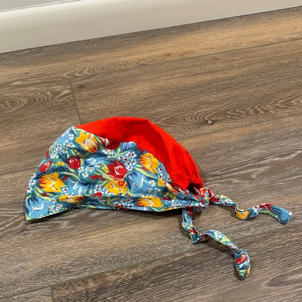 Tropical Floral Scrub‎ Cap